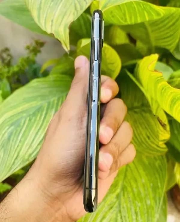 iPhone X 256 PTA 3