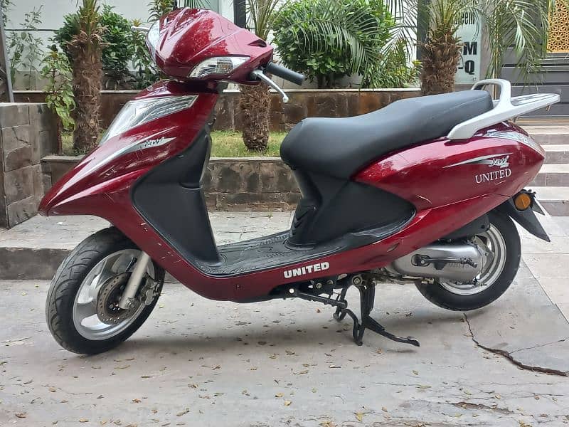 United scooty 12