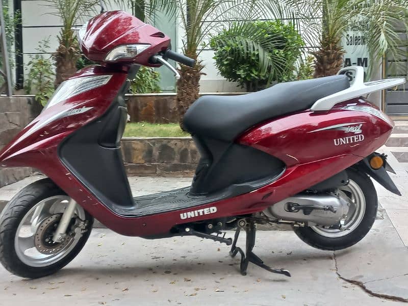 United scooty 13