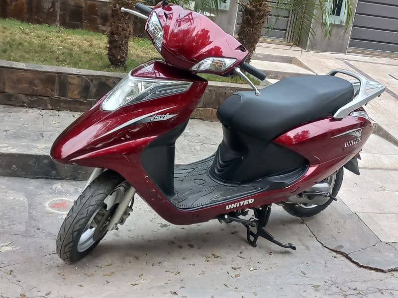 United scooty 17