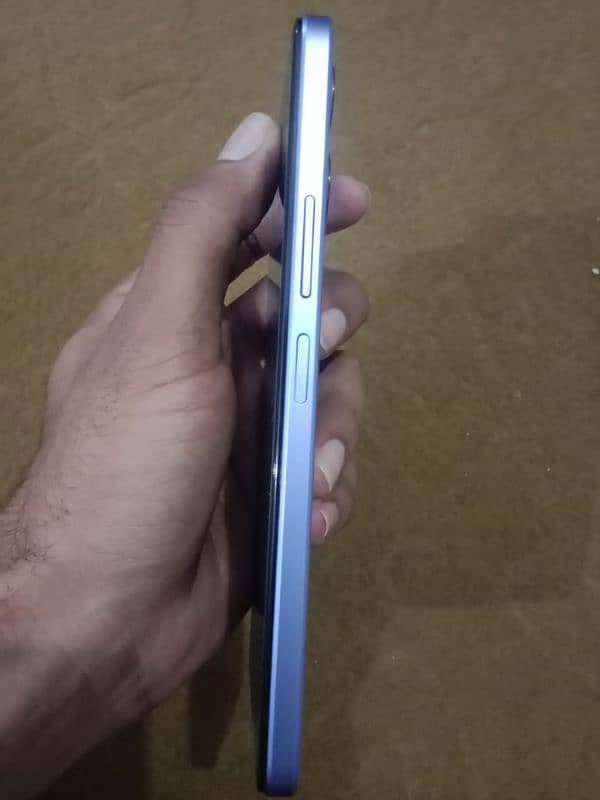 vivo y17s warranty 2 month available all okay mobile 10/10 condition 1