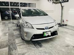 Toyota Prius 2012/16  S Led