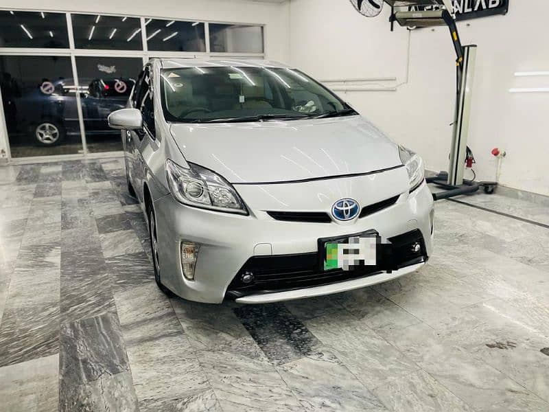 Toyota Prius 2012/16  S Led 0