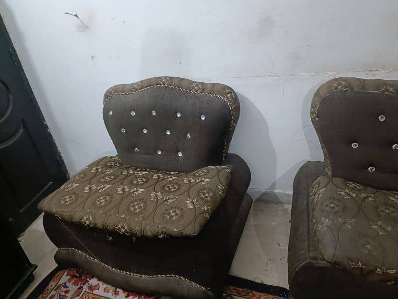 10 seater sofa set for sale at a negotiable price 1