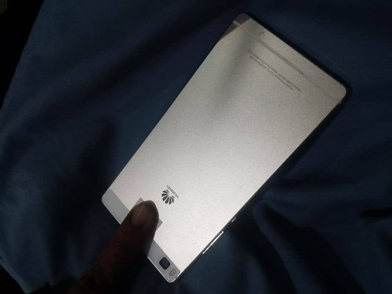 Huawei P8 2