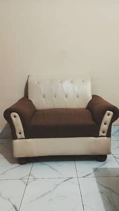 7 seater sofa set for sale price 50000 prices are bargain able