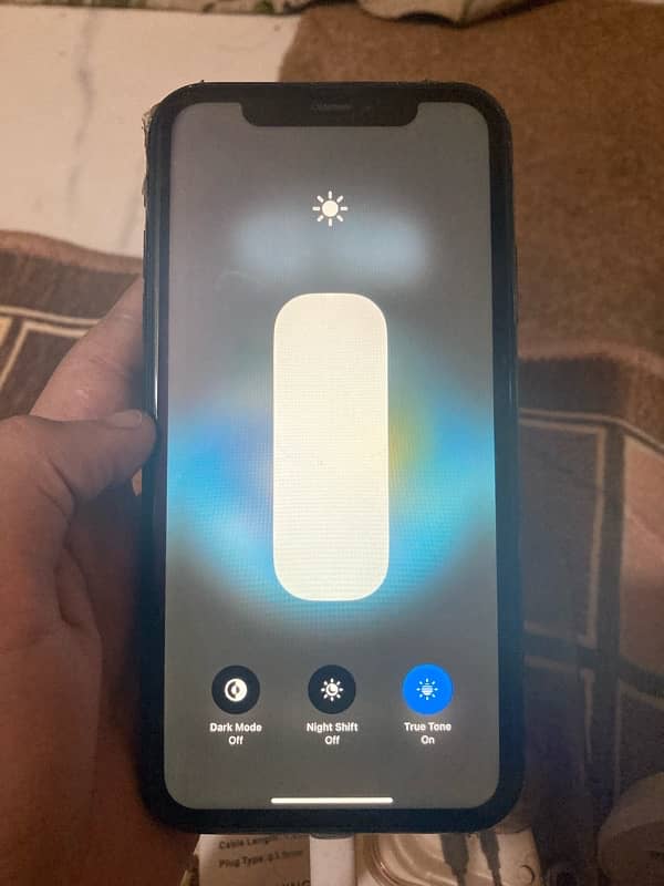 iPhone XR 0