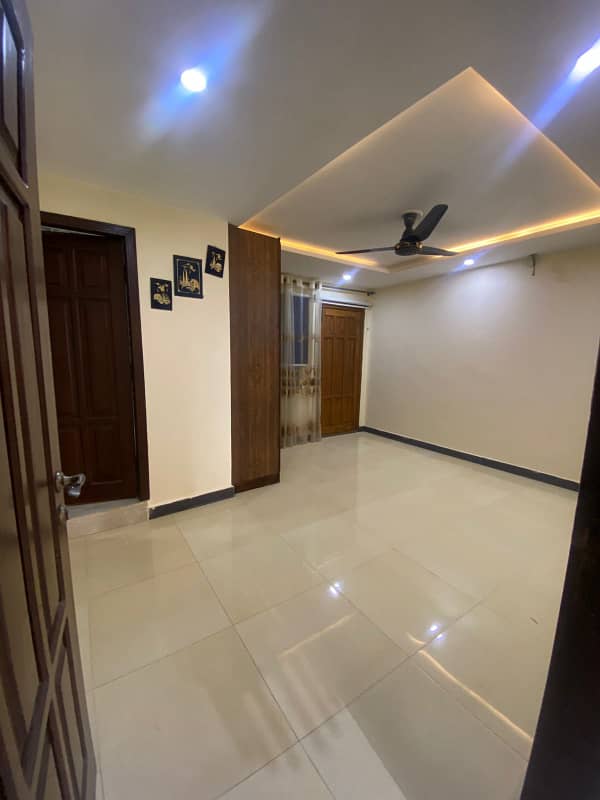 3 bedroom unfurnished apartment available for Rent in E-11 9