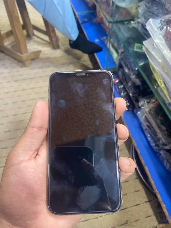 I phone x. s 256 gb pta approved 96 battry health 4