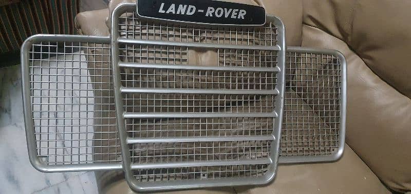 land rover 1974-78 original front Grill 1