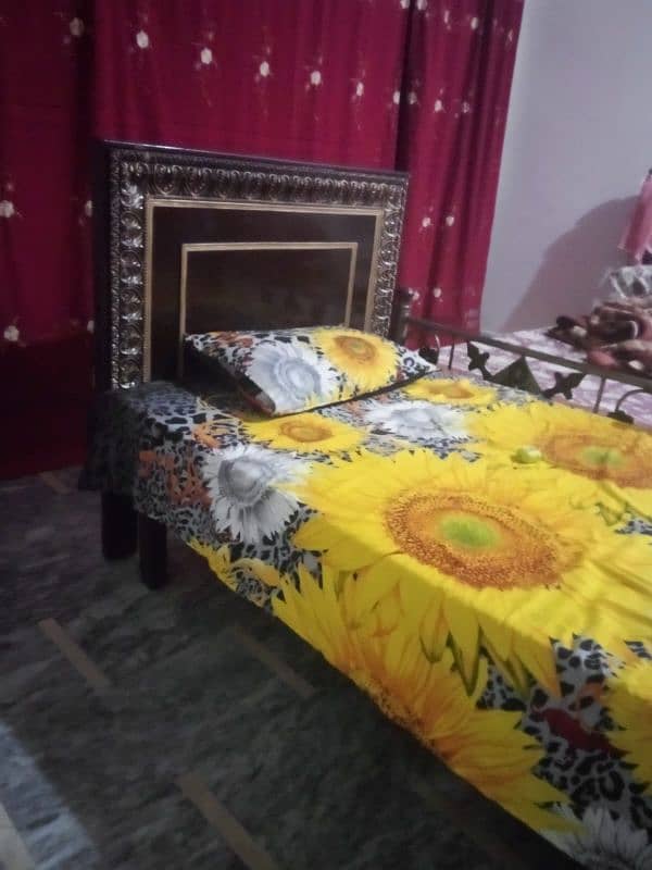 urgent single bed for sale 0