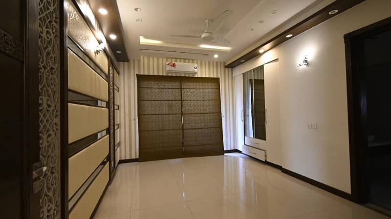 1 kanal Brand New Spanish House For Rent In DHA Phase 6 Lahore At Super Hot Location. 2