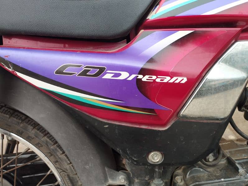 CD 70 Dream (Red colour)  2014 model genuine parts 2