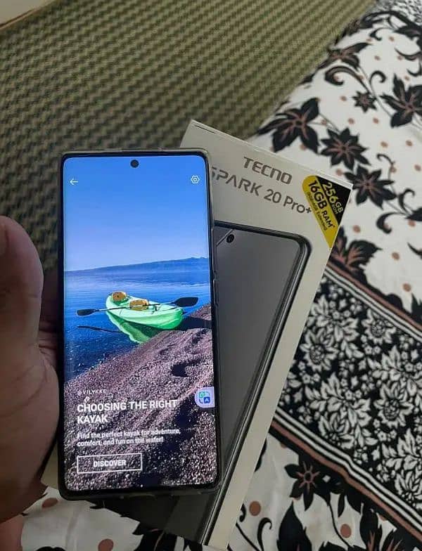 Tecno spark 20pro plus 8/256 GB 3