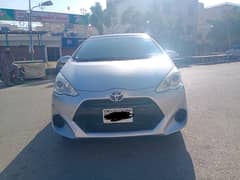 Toyota Aqua 2015 ( Push Start )