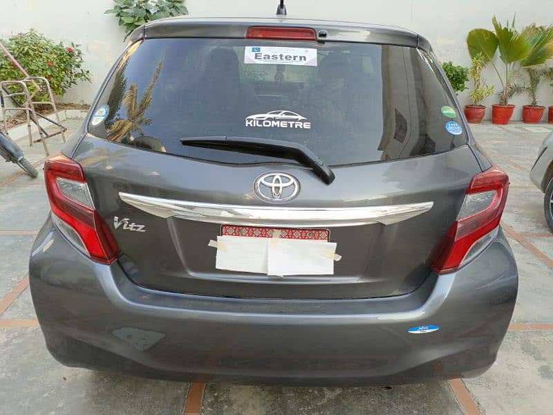 Toyota Vitz 2015 0