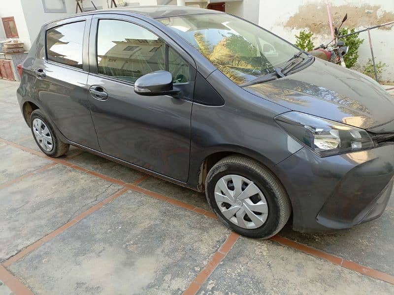 Toyota Vitz 2015 2