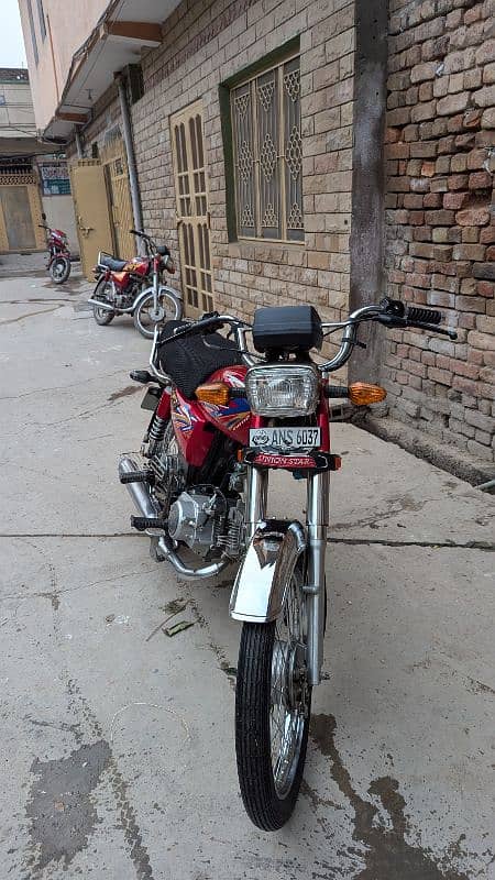 union star brand new condition total 6000 hazar driven 1