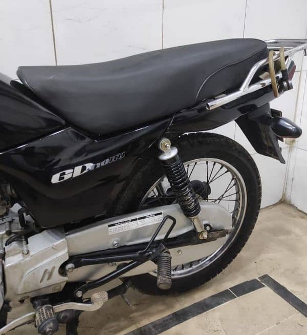 Suzuki Gd 110s 2014 1