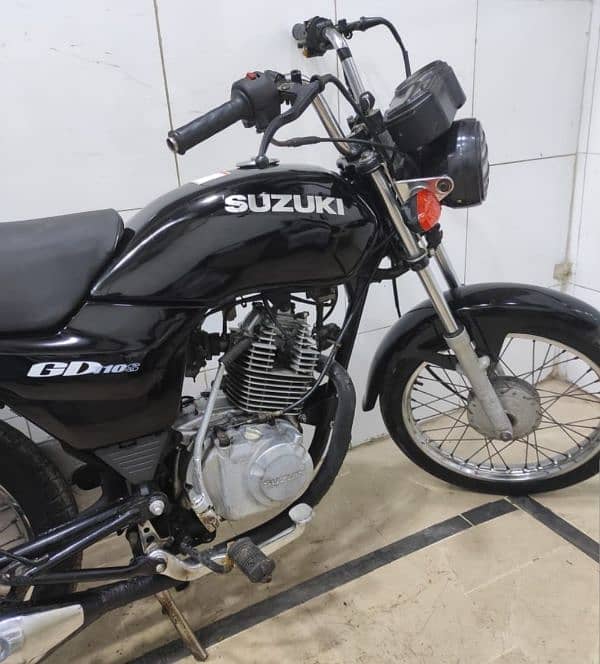 Suzuki Gd 110s 2014 4