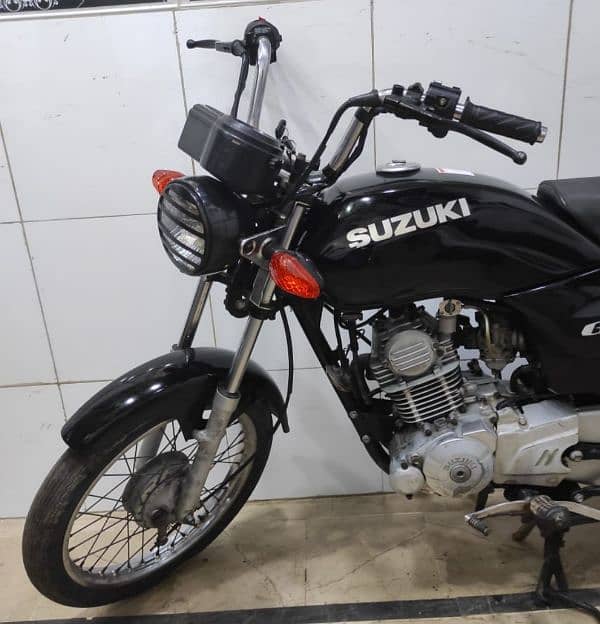 Suzuki Gd 110s 2014 5