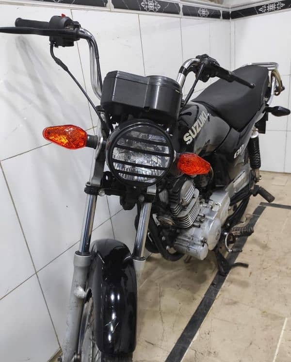 Suzuki Gd 110s 2014 9