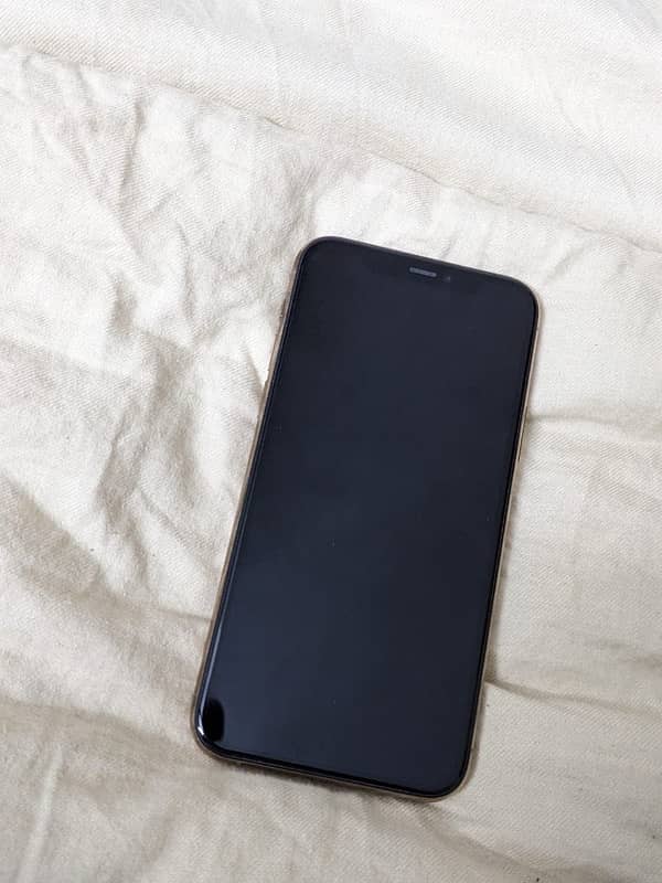 iPhone 11 Pro non pta 4