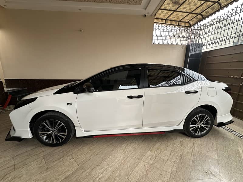 Toyota Corolla Altis X Automatic 1.6 2021 4