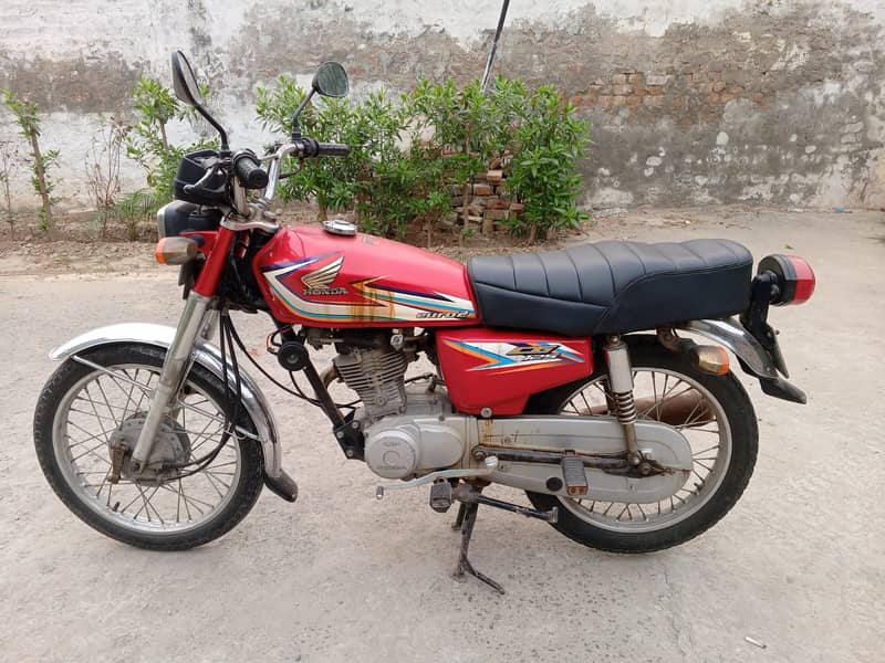 Honda CG 125 2015 0