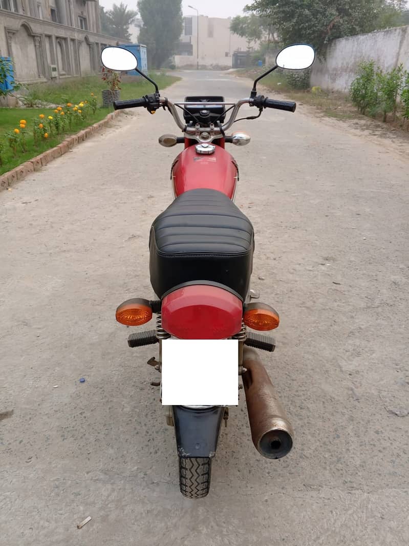 Honda CG 125 2015 3