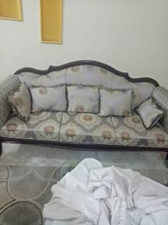 5 seater made of chanoti wood latest design