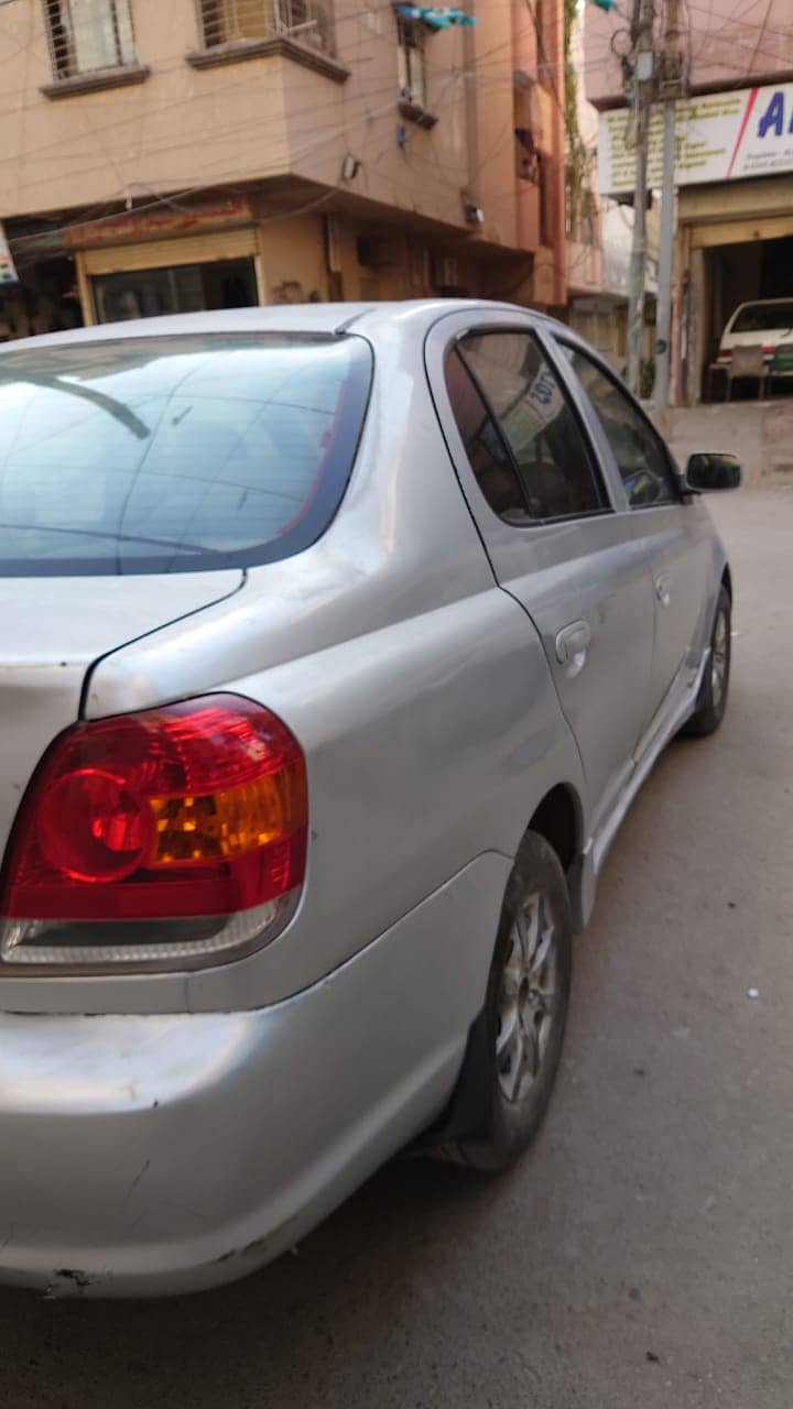 Toyota Platz 2002 2