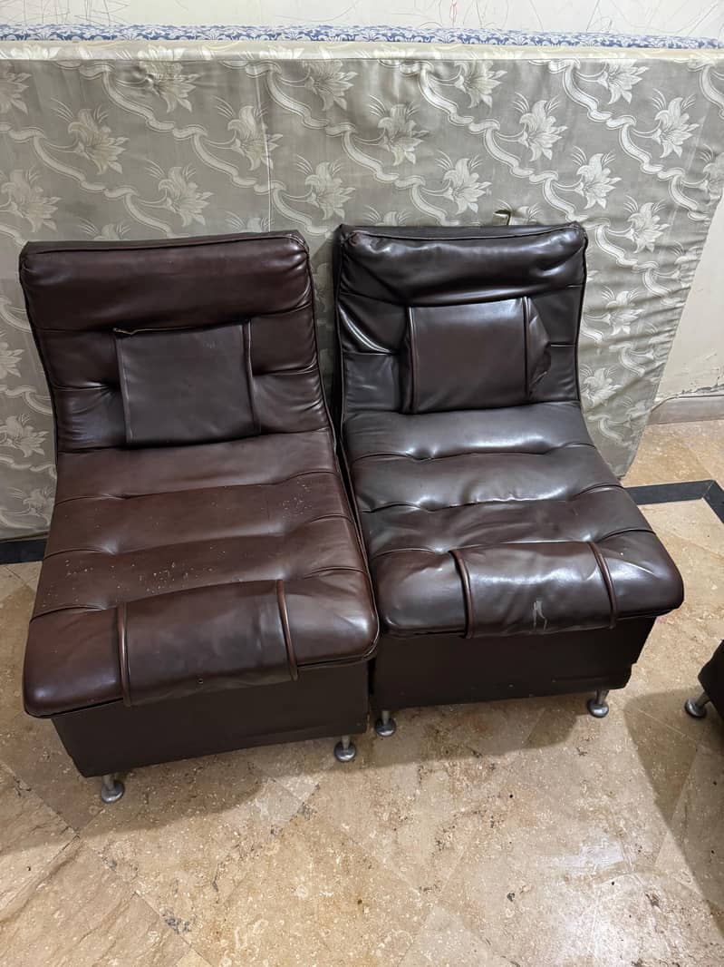 4 seater office sofa settee - 6/10 condition - urgent sale 1