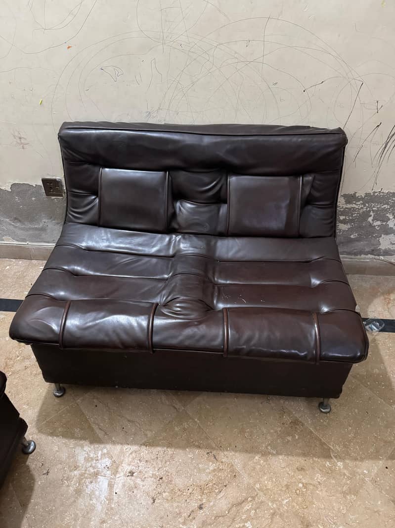 4 seater office sofa settee - 6/10 condition - urgent sale 2