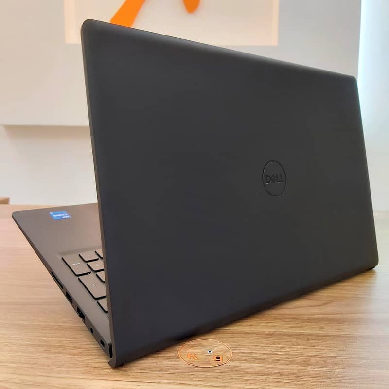 Dell Vostro 3510 Laptop | Core i7-11 Generation with 2GB Graphics Card 2