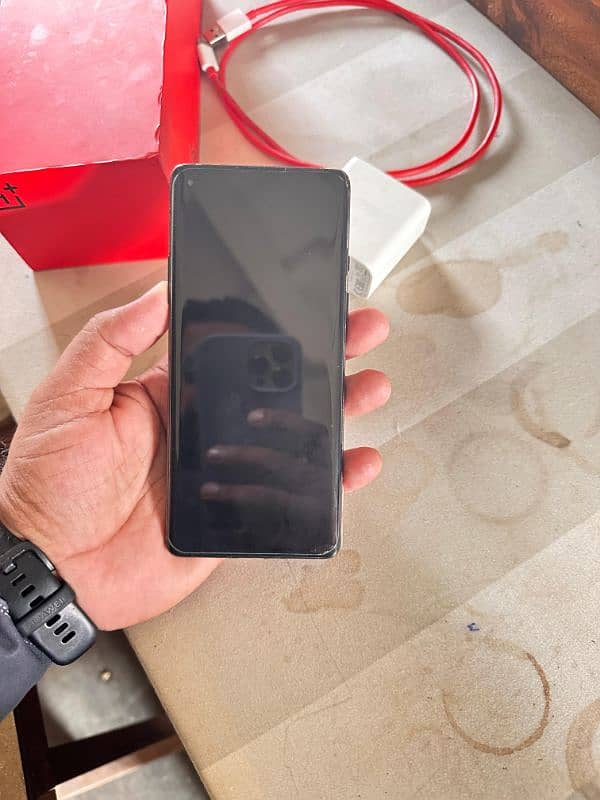 ONE PLUS 8 /128 DUAL SIM 6