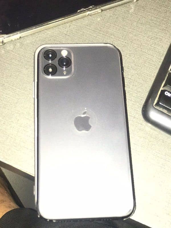 iphone 11 Pro Max NON PTA JV 1