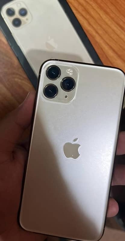 iphone 11 pro 0