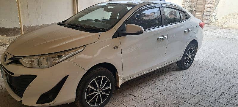 Toyota Yaris 2021 4