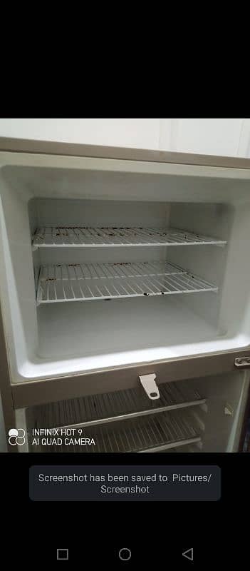 Haier 11 cu ft refrigerator in mint condition 4