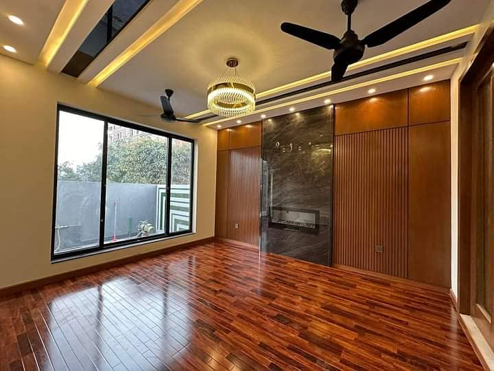 10 Marla Modern Design Owner's Built House Is Available For Sale In Iqbal Block 15