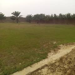 5 Kanal Farm House For Sale Near Bahria Town Lahore.