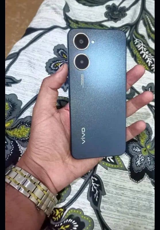 VIVO Y03 . URGENT SALE 0