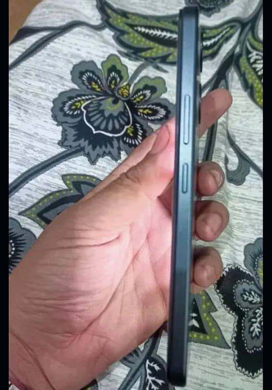 VIVO Y03 . URGENT SALE 4