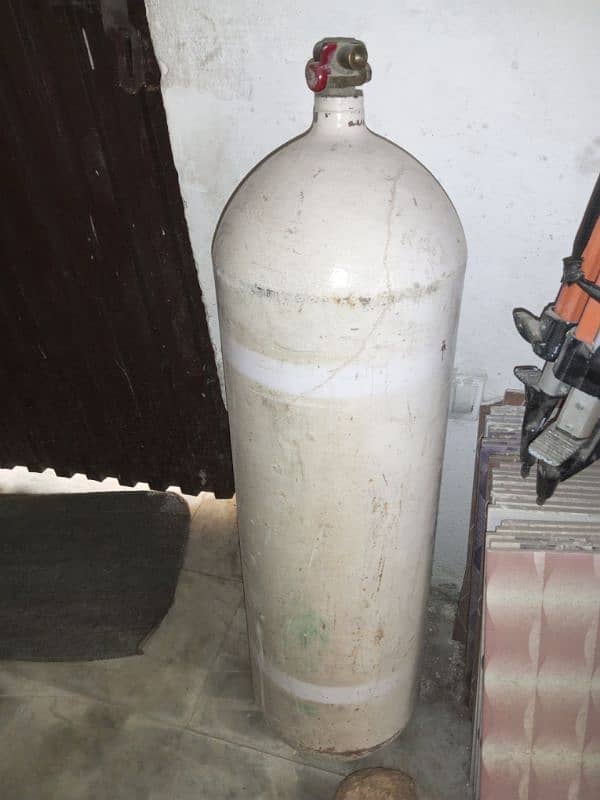 40kg cylinder with landiranzo CNG kit 0