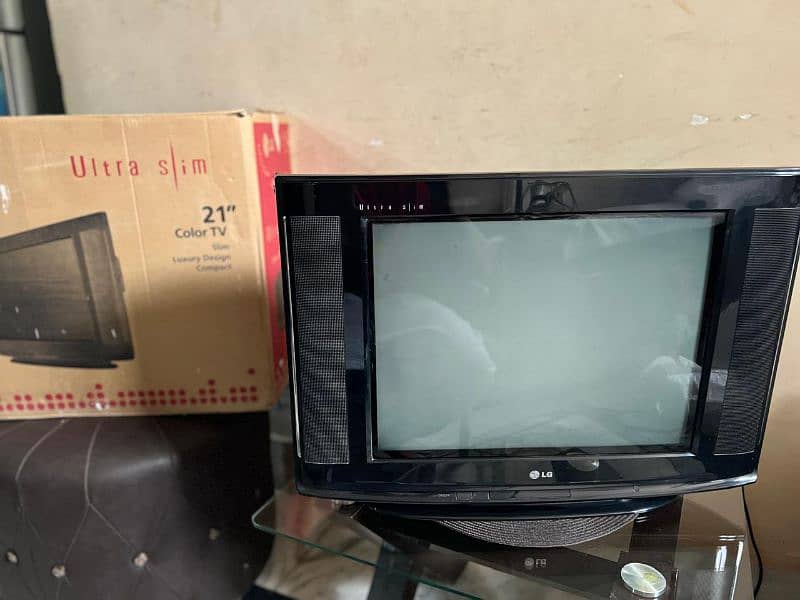 ultra slim tv 1