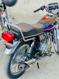 honda125 black color