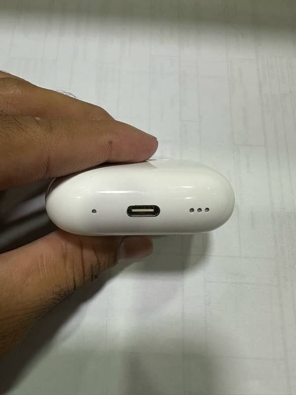 AirPods Pro 2nd generation type C 5