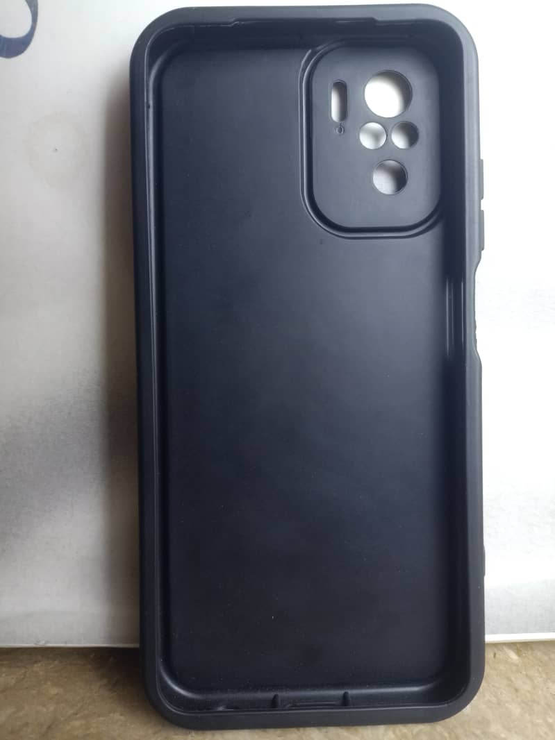 Xiaomi Redmi Note 10  Back Cover/Case Black and Transprent BOTH 4