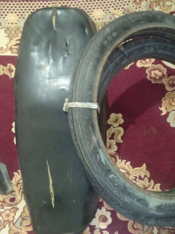 tyre tube ,Tanki , 2 motorguard 70 bike 0